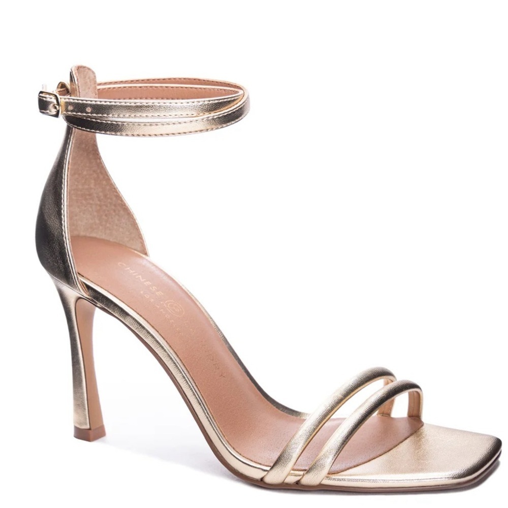 CHINESE LAUNDRY Jasmine Dress Sandal Metallic Gold Stiletto Strappy Heel 8.5